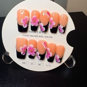 Peach Ombre Press-On Nails with Black Tips & Pink 3D Flowers